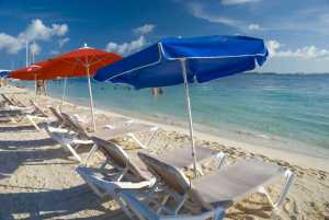 Americans Combine Sandy Beaches of Cancun with Fertility Care